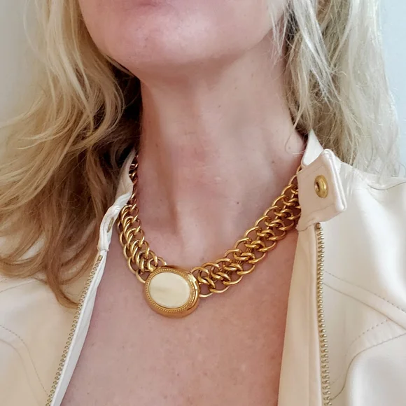 Rare! Chunky Vintage Monet Chain Link Choker with Ivory Center Stone